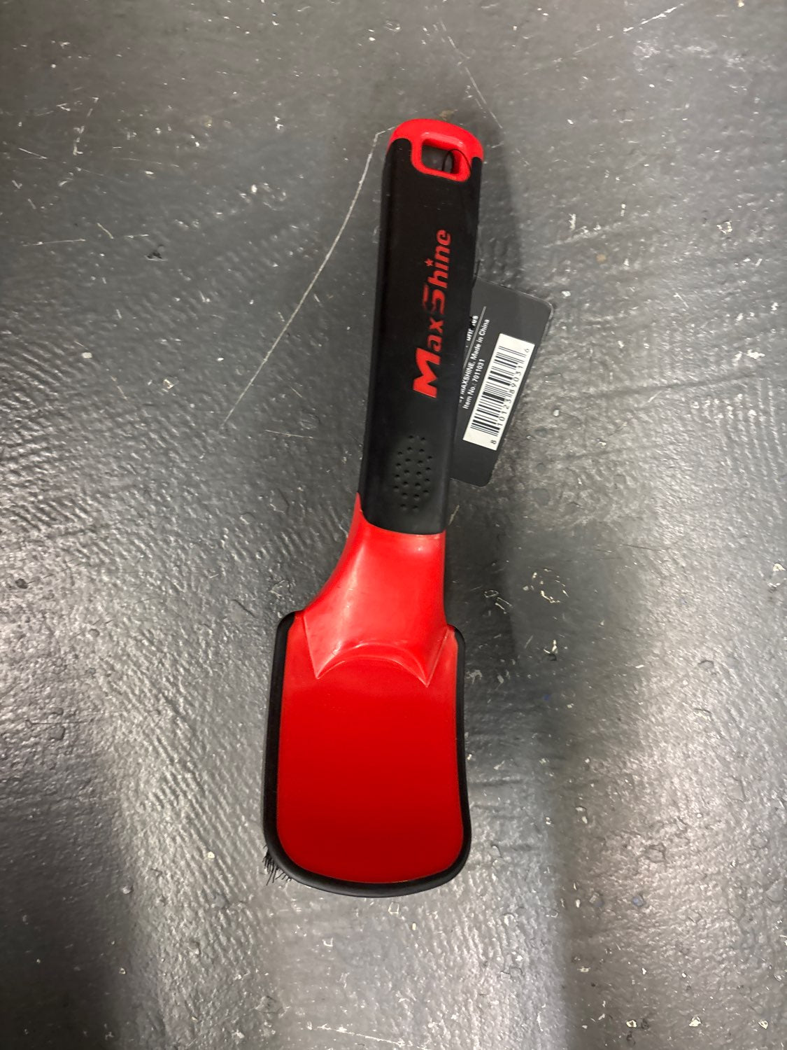 Max Shine Soft Grip Tire Cleaning Brush