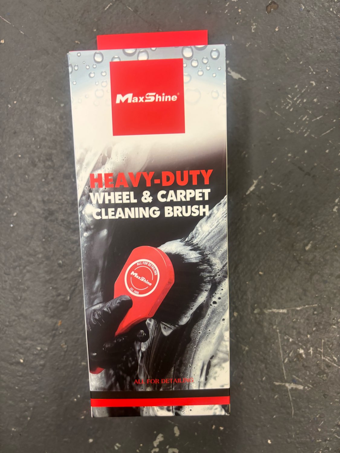 Max Shine Red Brush Black Bristle