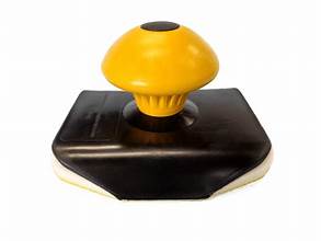 Swivel knob dressing applicator